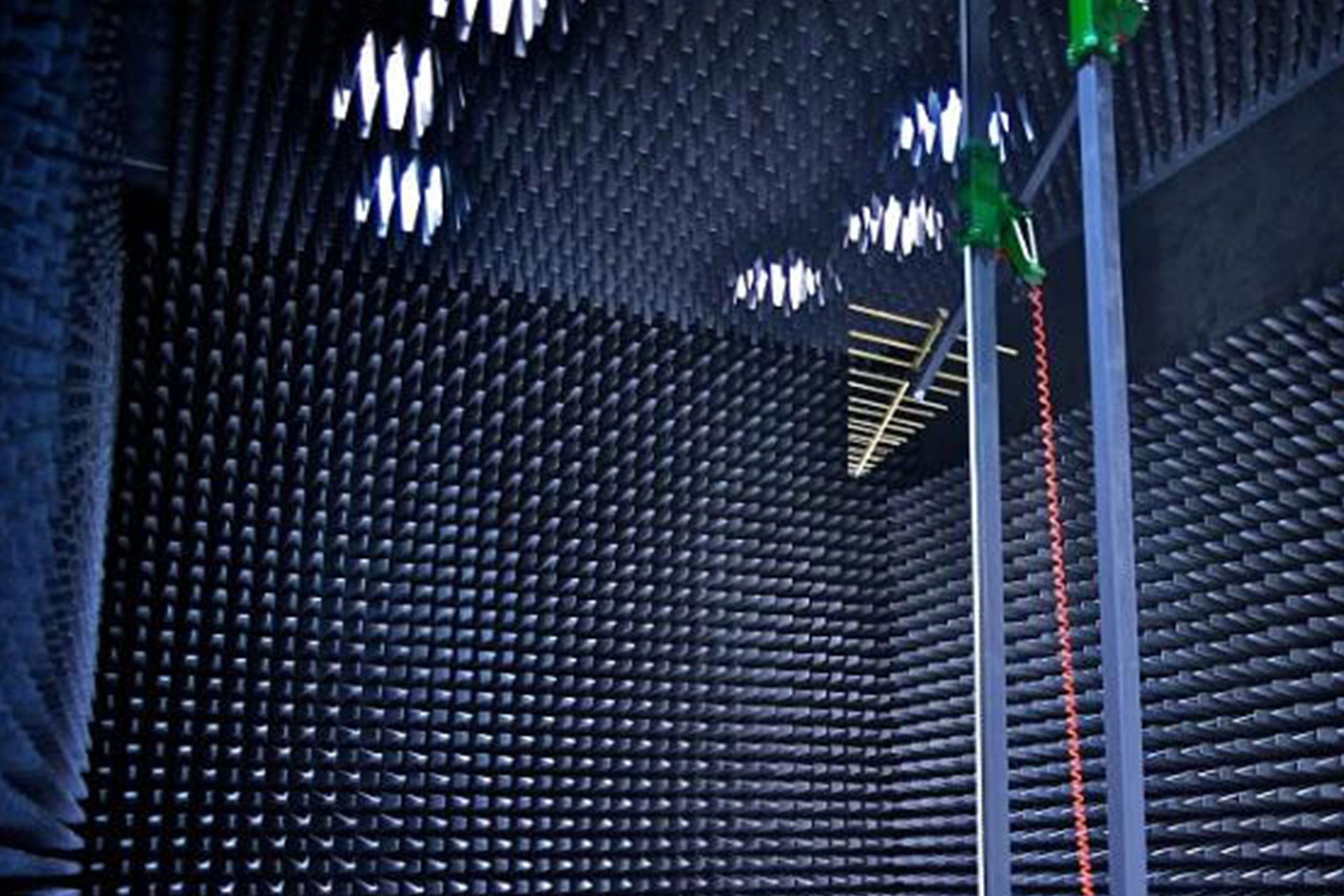 Compatibilità-elettromagnetica-EMC-EMI-Tecnosol